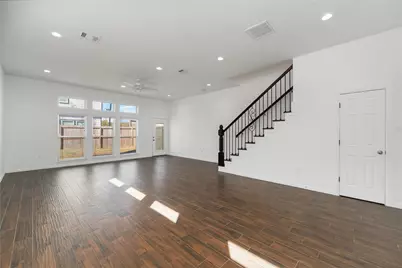 7902 Parnell Street #B, Houston, TX 77051 - Photo 6