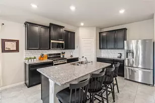 9913 Hermann Trace, Texas City, TX 77591 - Photo 4