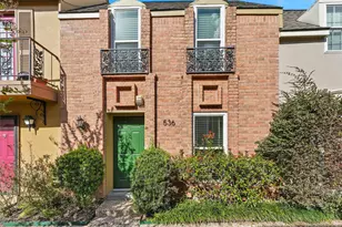 11515 Burdine St, Houston, TX 77035 - Photo 2