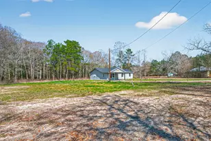 140 Marie St, Shepherd, TX 77371 - Photo 2