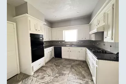 2306 Vine Creek Drive, Houston, TX 77345 - Photo 12