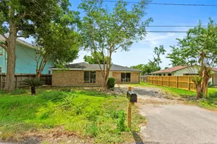 3808 Corto St, Houston, TX 77016 - Photo 2