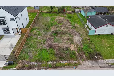 5224 Dewberry Street, Houston, TX 77021 - Photo 1