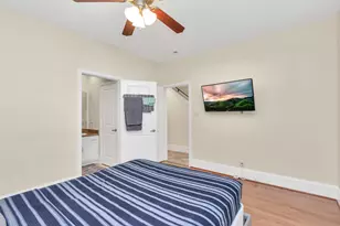 707 St Charles St, Houston, TX 77003 - Photo 6