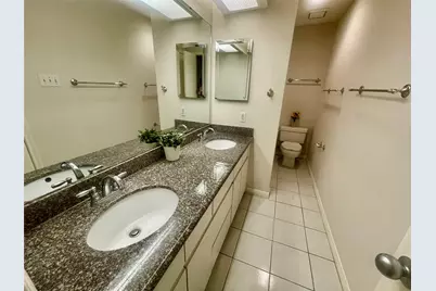 4144 Greystone Way #407, Sugar Land, TX 77479 - Photo 16