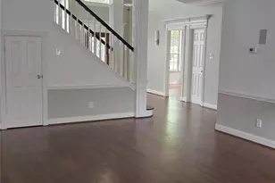 12018 McKinney Falls Ln, Sugar Land, TX 77498 - Photo 8