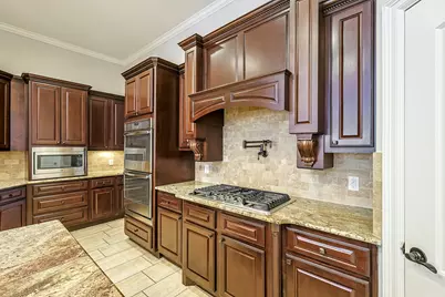 1821 Lily Meadows Drive, Conroe, TX 77304 - Photo 16