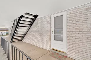 8038 Broadway St, San Antonio, TX 78209 - Photo 2