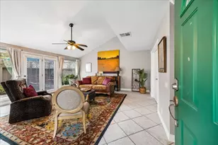 11521 Riverview Dr, Houston, TX 77077 - Photo 8