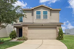 14119 Mystic Shores Ln, Houston, TX 77048 - Photo 1