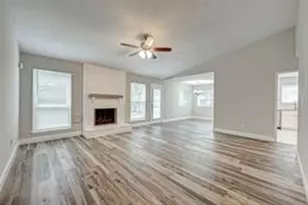 6802 Glenray Dr, Houston, TX 77084 - Photo 4
