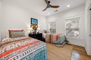 1518 31st St, Galveston, TX 77550 - Photo 32