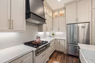 1518 31st St, Galveston, TX 77550 - Photo 12