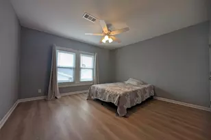 1112 Ave M 1/2, Galveston, TX 77550 - Photo 16