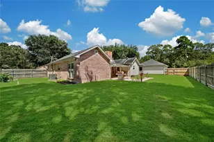 34605 Kara Ln, Pinehurst, TX 77362 - Photo 10