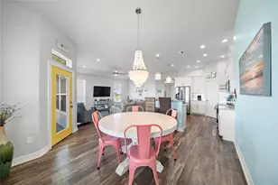 18611 Warrior Rd, Galveston, TX 77554 - Photo 14