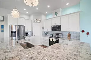 18611 Warrior Rd, Galveston, TX 77554 - Photo 8