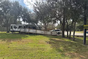 17915 Houston Ave, Alvin, TX 77511 - Photo 8