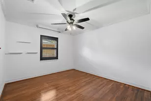2302 Chimney Rock Rd, Houston, TX 77056 - Photo 18