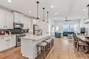 12857 Meadow Wind Wy, Conroe, TX 77302 - Photo 4