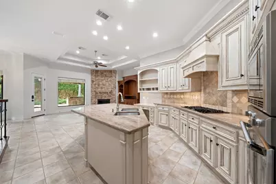 98 Northgate Drive, The Woodlands, TX 77380 - Photo 16