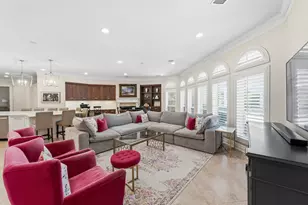 63 NW Chancery Pl NW, The Woodlands, TX 77381 - Photo 10