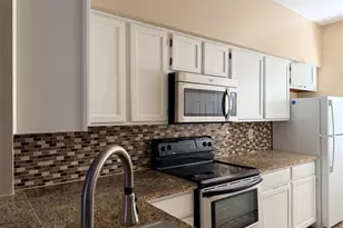 7637 Cambridge St, Houston, TX 77054 - Photo 4