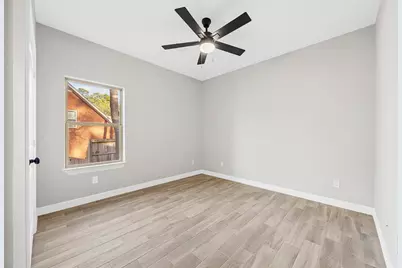 1805 Rollingwood Drive, Huntsville, TX 77340 - Photo 12