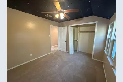 605 Tanglewood Drive, Friendswood, TX 77546 - Photo 14