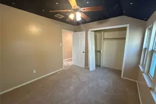 605 Tanglewood Dr, Friendswood, TX 77546 - Photo 14