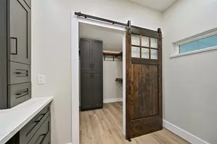 10930 White Thorn St, Houston, TX 77016 - Photo 20