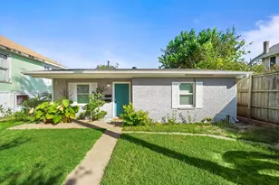 3330 Ave O 1/2, Galveston, TX 77550 - Photo 32