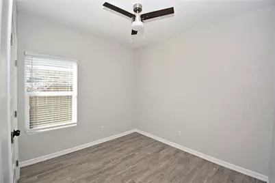 909 W La Pointe Avenue, Mission, TX 78573 - Photo 8