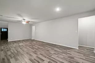 25738 Boxwood Hedge Ln, Tomball, TX 77375 - Photo 6