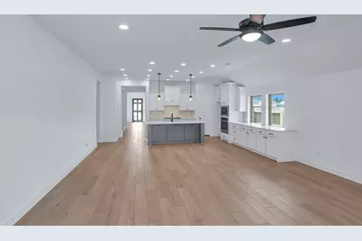 15671 Hoptree Heights Lane, Conroe, TX 77302 - Photo 2