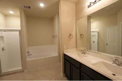 722 Mill Spring Court, Rosenberg, TX 77469 - Photo 8