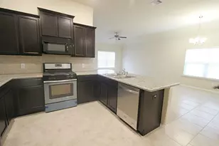 722 Mill Spring Ct, Rosenberg, TX 77469 - Photo 2