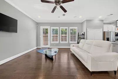 2502 Radcliffe Street, Houston, TX 77007 - Photo 8