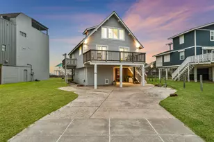 4227 Maison Rouge Ct, Galveston, TX 77554 - Photo 36