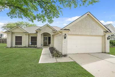 8134 Blue Jay, Baytown, TX 77523 - Photo 2