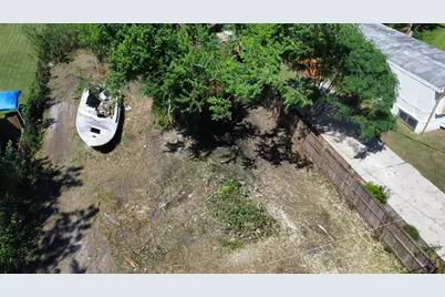 7731 N Perry Street, Baytown, TX 77521 - Photo 8