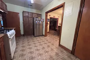 401 S Cottonwood St, Crockett, TX 75835 - Photo 10