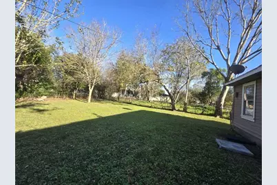 5 Lanes End Street, Baytown, TX 77520 - Photo 14