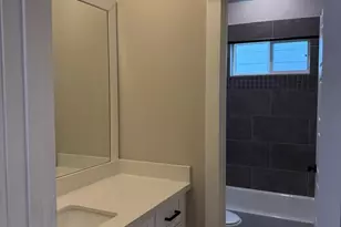 5206 Pinemont Creek Ln, Houston, TX 77018 - Photo 18