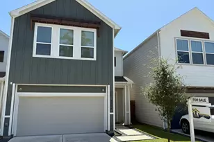 5206 Pinemont Creek Ln, Houston, TX 77018 - Photo 1