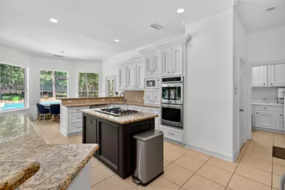 10626 Crystal Cove Drive, Magnolia, TX 77354 - Photo 12