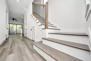 1422 Caywood Ln, Houston, TX 77055 - Photo 10