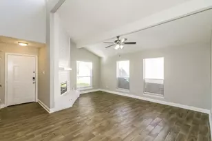 4167 Amir St, Houston, TX 77072 - Photo 4