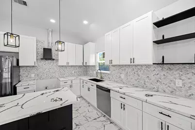 8824 Leander Street, Houston, TX 77012 - Photo 10