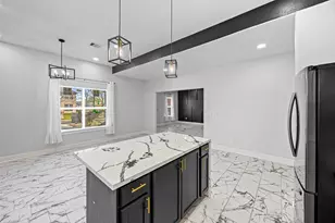 8824 Leander St, Houston, TX 77012 - Photo 12